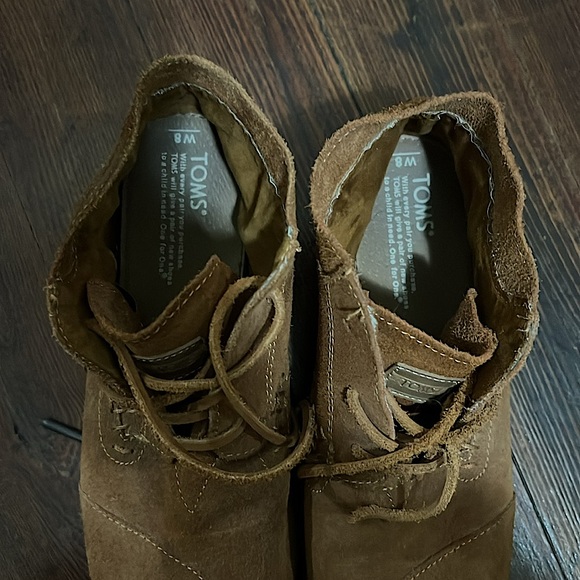 TOMS Moccasins Women’s 8 - Picture 6 of 7